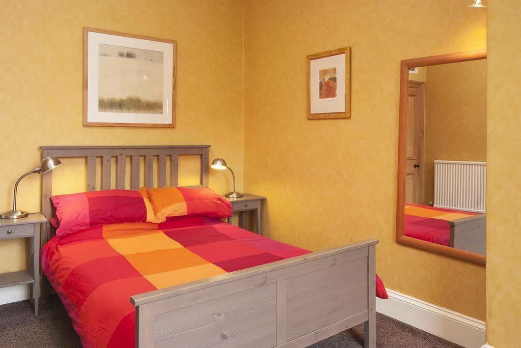 3 Bed Overlooking Meadows Park Эдинбург Экстерьер фото